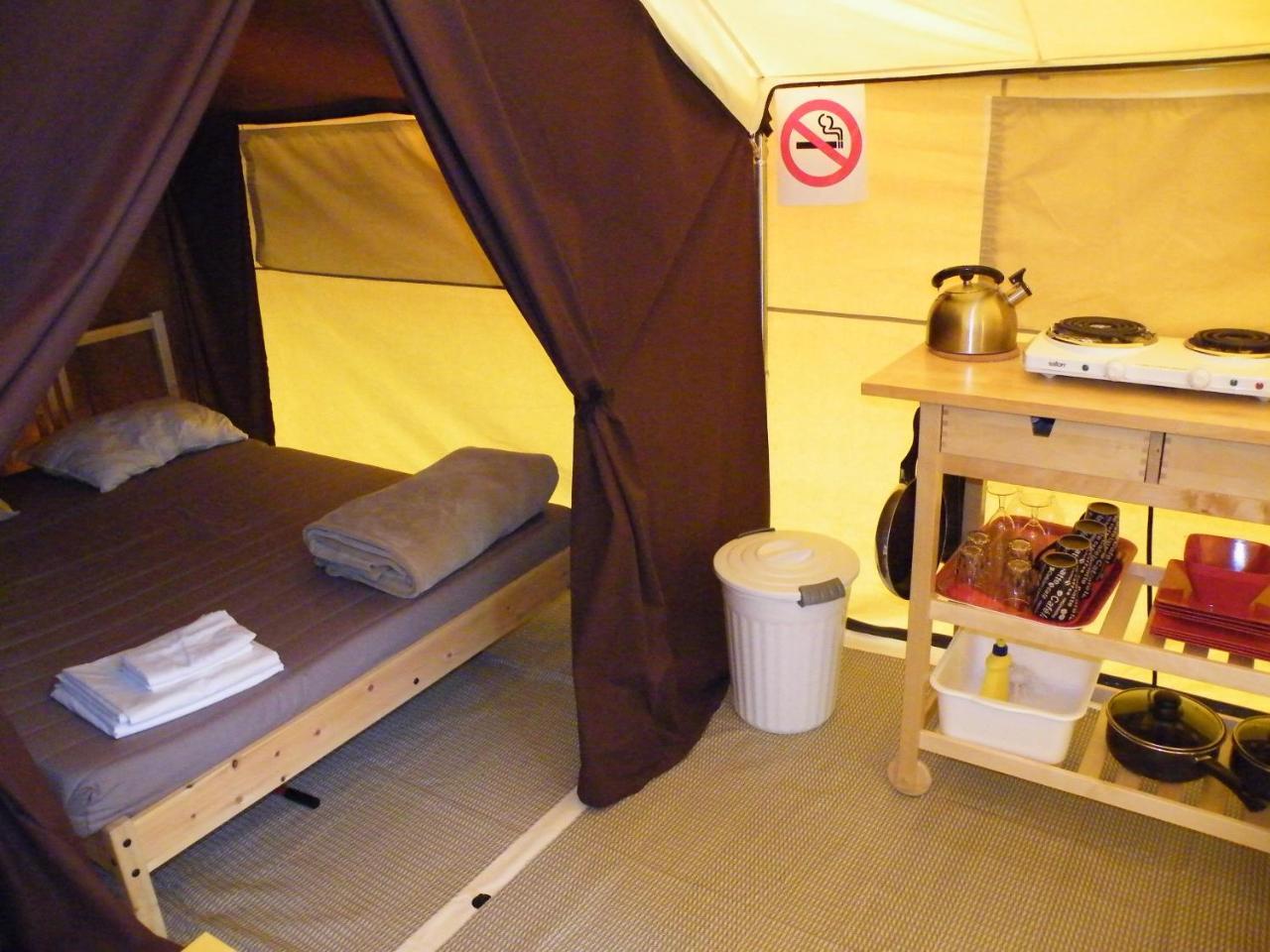 Prets-A-Camper Camping Tadoussac Eksteriør bilde